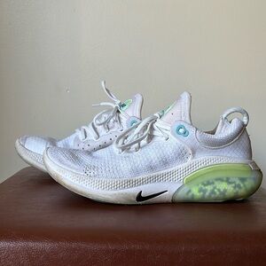 Nike Joyride Run sneakers